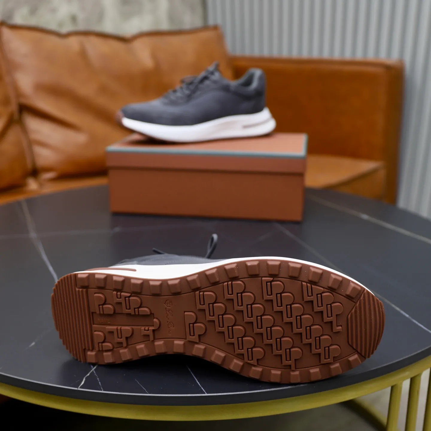 Ex-factory price: 462💰Loropiana LP men's shoes ♞size; 38-44 "45. Customized" original leather splicing. It is really easy to wear, lazy, relaxed, casual, perfect comfort, and there are many color choices, and they all look good with clothes. Is it true that Loropiana can bring social value? “Loropiana is the best thing money can buy”
